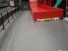 -极限PLAY运动娱乐新世界·团建派对潮玩休闲馆·室内蹦极高空游乐园
