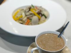 -La-Serene Café