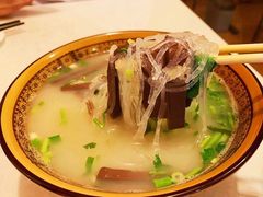 -烤鸭肉夹馍鸭汤店