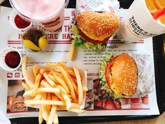 -The Habit Burger Grill 哈比特汉堡(复兴soho店)