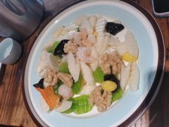 -湖畔鲁菜·二十年老字号餐厅(大明湖店)