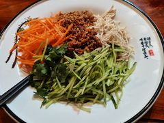 大理特色凉米线-云隐小厨·传统大理美食(复兴路店)