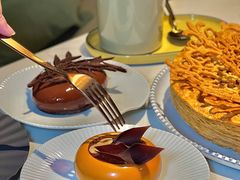 榛爱-潮一不贰·法式甜品·生日蛋糕·西式简餐(外滩店)