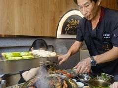 -围炉肉舍丹东海鲜烤肉·烤活鳗(步行街店)