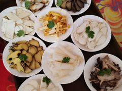 -天宜隆蘑菇宴火锅(石景山旗舰店)