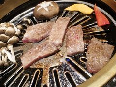 -炼火烤肉店