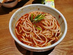 小锅米线-云海肴·汽锅鸡·云南菜(天山百盛优客店)