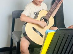 -何顺华吉他沙龙