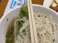 -亚龙湾希尔顿自助餐厅·海鲜·烧烤·沙滩BBQ·现场乐队