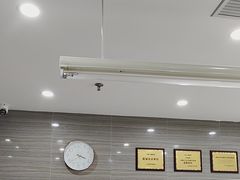 -上海仁爱医院口腔科 · 种植