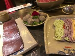 -小龙坎火锅(湖滨银泰in77店)