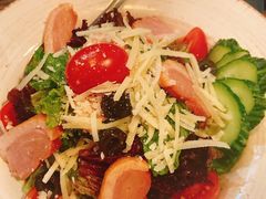 鸭熏肉沙拉-SISTERS BAR RESTAURANT川意酒馆(嘉善老市H楼店)