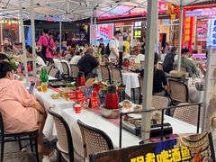 -刘姐啤酒鱼民族演艺餐厅(西街总店)