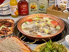 -阿婆情腊排骨火锅(金虹路店)