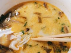 -郑享吃烧烤烩面(红专路店)