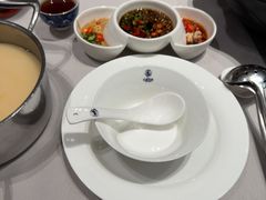 -红鼎豆捞·专注品质海鲜20年(宝丰路店)