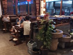 大堂-亿诣蝎府炸酱面羊蝎子火锅(酷车小镇店)