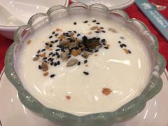 -马尔龙新疆饭店·清真(瑞景店)