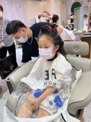 -PE SALON 