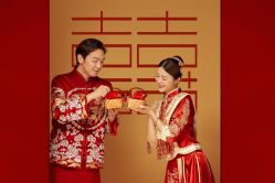 -喜爱高定婚纱摄影
