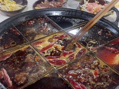 -正南齊北重庆老火锅(光华村直营店)