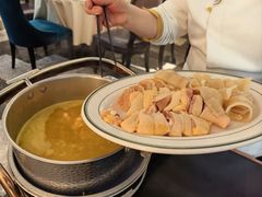 金汤花胶鸡-维园悦谱·海派家常菜(乌鲁木齐南路店)