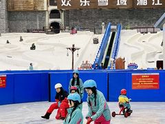 -长沙湘江冰雪世界