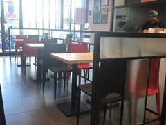 大堂-小杨生煎(火车站北广场店)