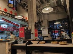 -方铲铲·成都板凳面(滨江银泰店)