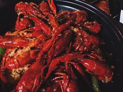 【蒜蓉秘制】789龙虾-何师烧烤·香辣蟹·川菜·30年老品牌(太古里旗舰店)