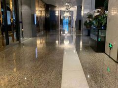 -上海虹桥西郊假日酒店