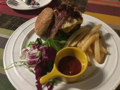 招牌牛肉堡-艾蜜西餐厅(梅园店)