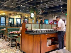 大堂-年巴羊肉铺老铜锅(梅江店)