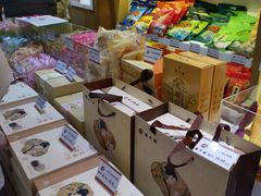 零售区-采芝斋(延安路店)