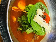 -喇喇排骨火锅·传统韩式脊骨汤(望京西园总店)