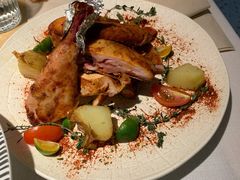 -春树下·树屋花房西餐厅(罍街AS1980店)