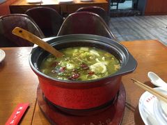 -周鱼小馆石锅酸菜鱼(活力汇店)