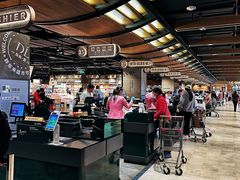-胖东来生活广场(健康路店)