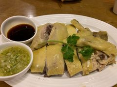 广式正宗白斩鸡-粤仔湾砂锅粥(滨湖万达店)