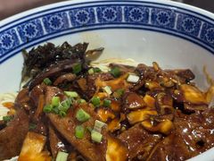 蛤蜊猪肝面-沪西老弄堂面馆(定西路店)