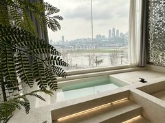 -Yolo私汤温泉设计师酒店(重庆南滨路店)