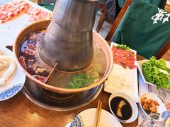 -楼外楼大刀肉传统火锅居(博学路店)