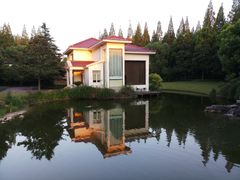 -上海怡沁园度假酒店