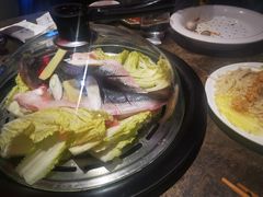 海鲈鱼-日进一片海.生腌海鲜火锅.宵夜烧烤(三里屯总店)