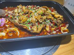 烤盘清江鱼香辣-小小河边鱼(天润城店)