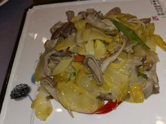 -天外天美食广场(哈尔滨路店)