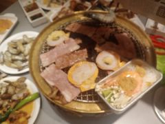 -山焱·炭火自助烤肉(周浦万达店)