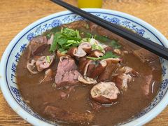 卤煮火烧-门框胡同百年卤煮(新街口店)