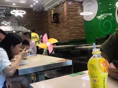 -佰搭果·广式茶餐厅(西华路店)