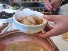 -菌海森林·非遗野生菌火锅(西山区滇池路摩根道店)